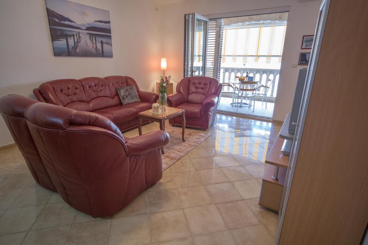 Zen Apartment Przno Sveti Stefan Exterior foto