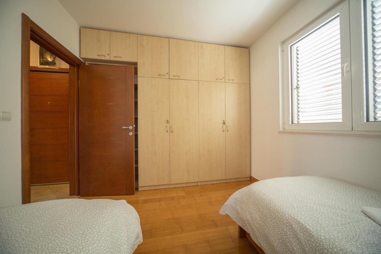 Zen Apartment Przno Sveti Stefan Exterior foto